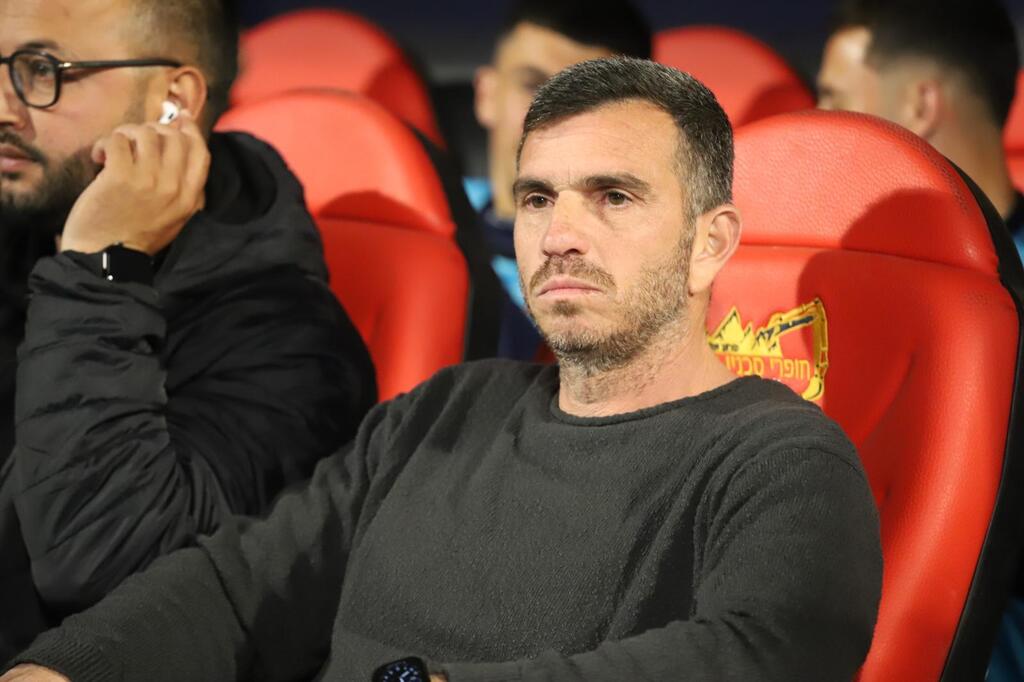 سخنين تقتنص فوزًا دراميًا وتعمّق أزمة الرينة