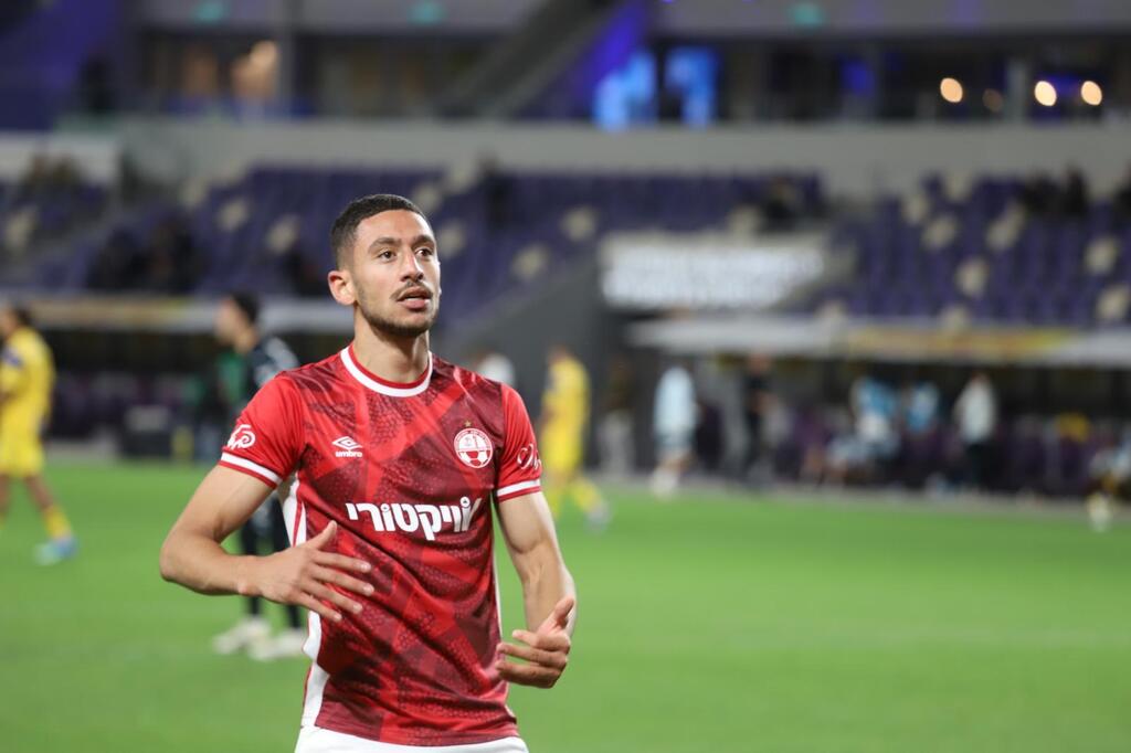 بصمة عربية تشعل القمة