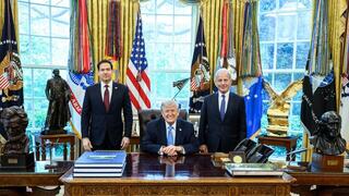 ترامب مع وزير خارجية لبنان