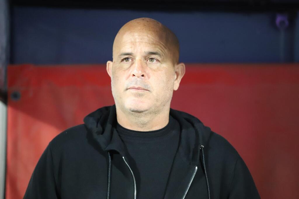 المدرب يوسي أبوكسيس