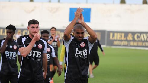 الخضيرة يفوز على كفرقاسم 2-1 وخوري يسجل ثنائية حاسمة