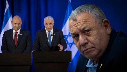 من اليمين: آيزنكوت لابيد وبينيت