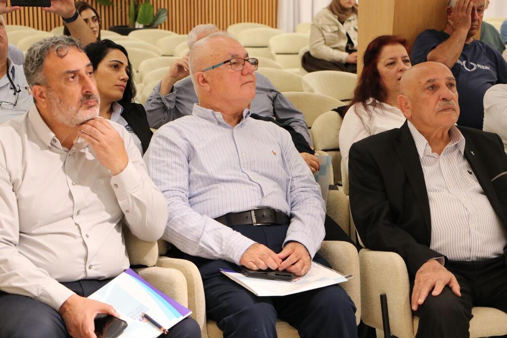 مؤتمر الآثار في كلية سخنين