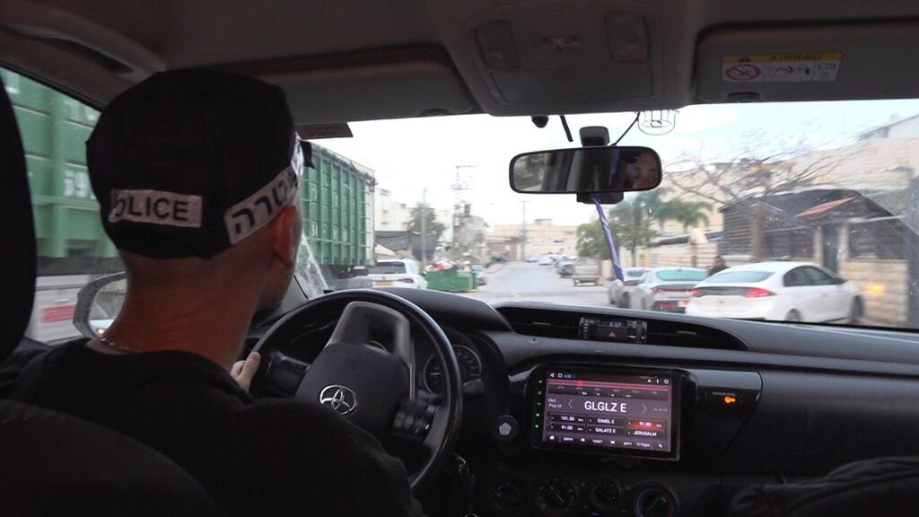 هوية مزدوجة