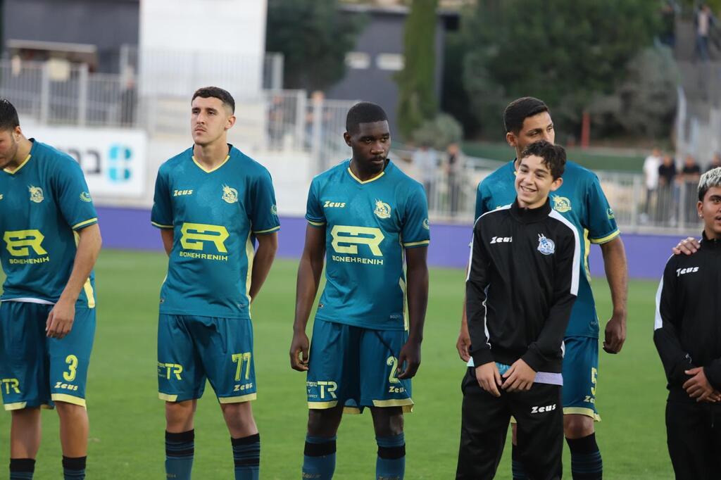 مواجهة مصيرية بين مكابي أبناء الرينة وهبوعيل القدس