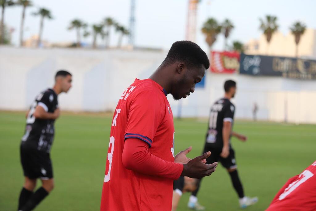 مباراة النادي الرياضي كفرقاسم وهبوعيل نوف هجليل (راديو الناس) مباراة النادي الرياضي كفرقاسم وهبوعيل نوف هجليل
