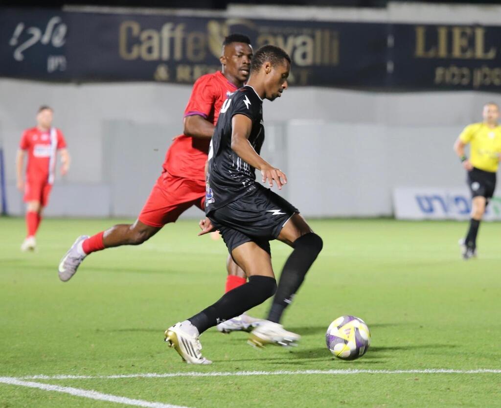 مباراة النادي الرياضي كفرقاسم وهبوعيل نوف هجليل (راديو الناس) مباراة النادي الرياضي كفرقاسم وهبوعيل نوف هجليل