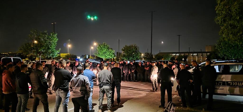 الشرطة تكشف شبكة سلاح خطيرة وتعتقل 38 مشتبهًا في الشمال (الشرطة) الشرطة تكشف شبكة سلاح خطيرة وتعتقل 38 مشتبهًا في الشمال