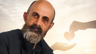  قصة إنسانية مؤثرة يرويها رحيل سامر سرحان من مجد الكروم