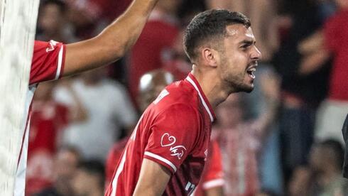 زاهي أحمد يهز الشباك: هبوعيل بئر السبع يتوج ببطولة دوري الدرجة العليا