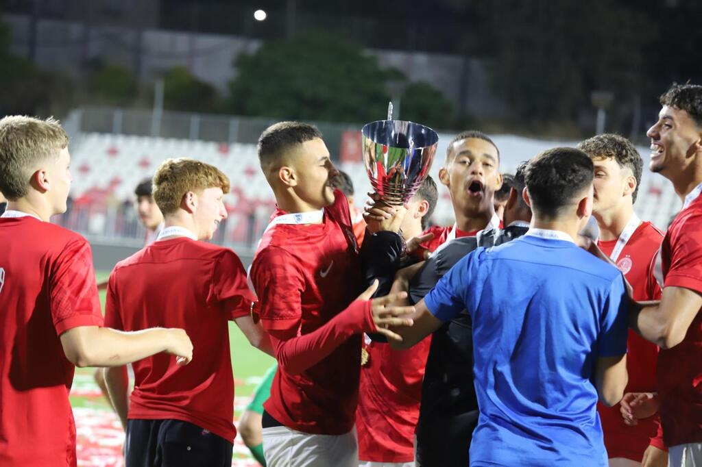 شبيبة هبوعيل تل أبيب يفوز بكأس الدولة (راديو الناس) شبيبة هبوعيل تل أبيب يفوز بكأس الدولة