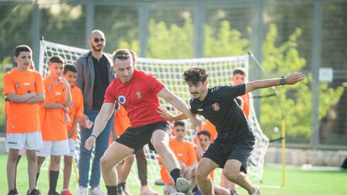 القدس: مدربو دوري الأحياء يهزمون سفراء الاتحاد الأوروبي 