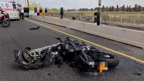 مصرع راكب دراجة نارية بحادث طرق قرب مفرق اللد على شارع 1