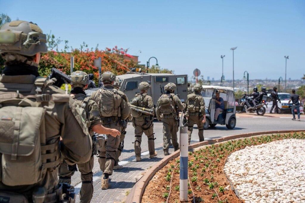 انتشار قوات الجيش الإسرائيلي في مواقع عملية إطلاق النار ( الجيش الإسرائيلي) انتشار قوات الجيش الإسرائيلي في مواقع عملية إطلاق النار