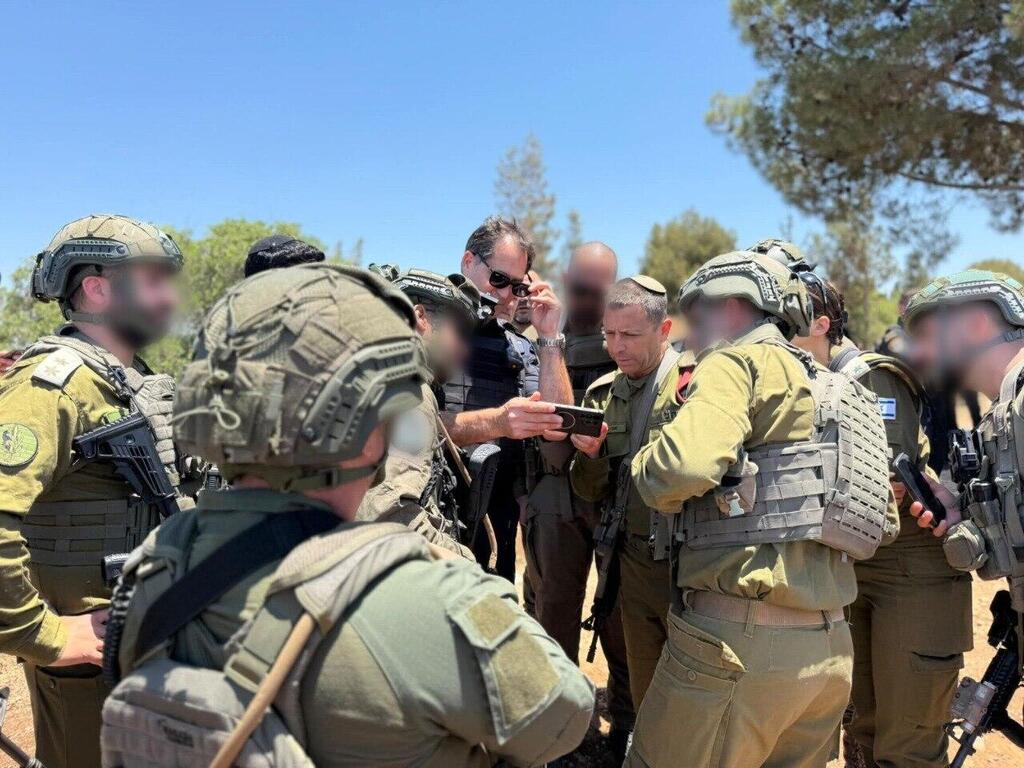 انتشار قوات الجيش الإسرائيلي في مواقع عملية إطلاق النار ( الجيش الإسرائيلي) انتشار قوات الجيش الإسرائيلي في مواقع عملية إطلاق النار