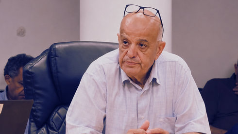 رئيس بلدية الطيبة يحيى الحاج يحيى