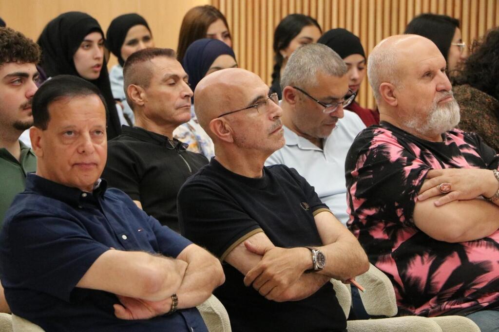 التميّز في التطبيقات العمليّة: منصة للإبداع التربوي وصناعة معلمي المستقبل في الكلية الأكاديمية سخنين (وفق البند 27 أ) التميّز في التطبيقات العمليّة: منصة للإبداع التربوي وصناعة معلمي المستقبل في الكلية الأكاديمية سخنين
