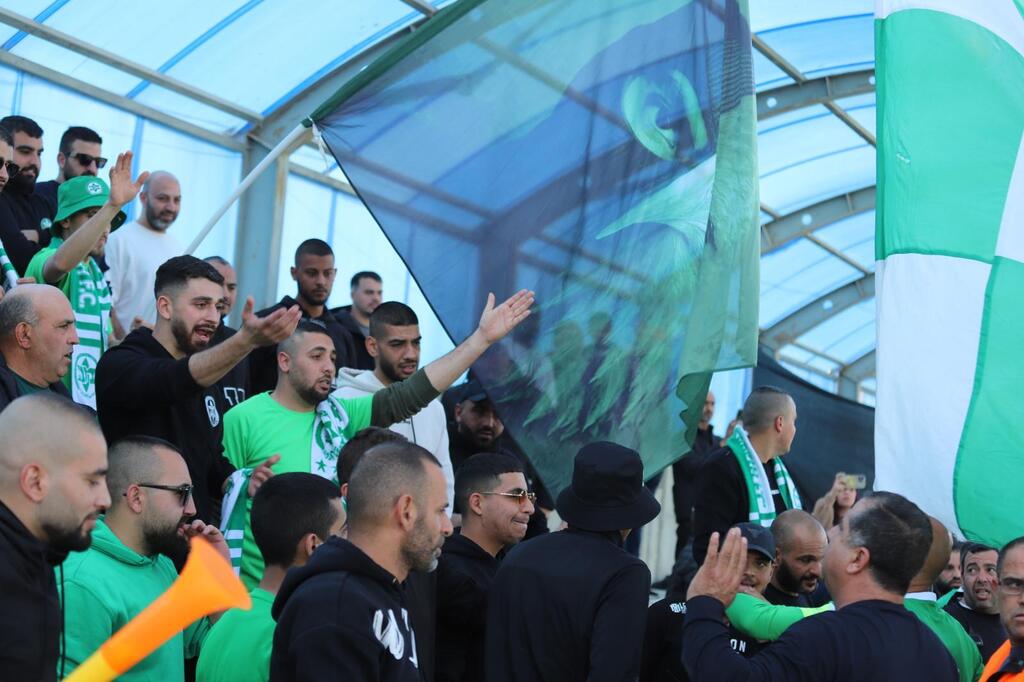 الاخاء الناصرة يدشّن رحلة العودة إلى الممتازة (راديو الناس) الاخاء الناصرة يدشّن رحلة العودة إلى الممتاز