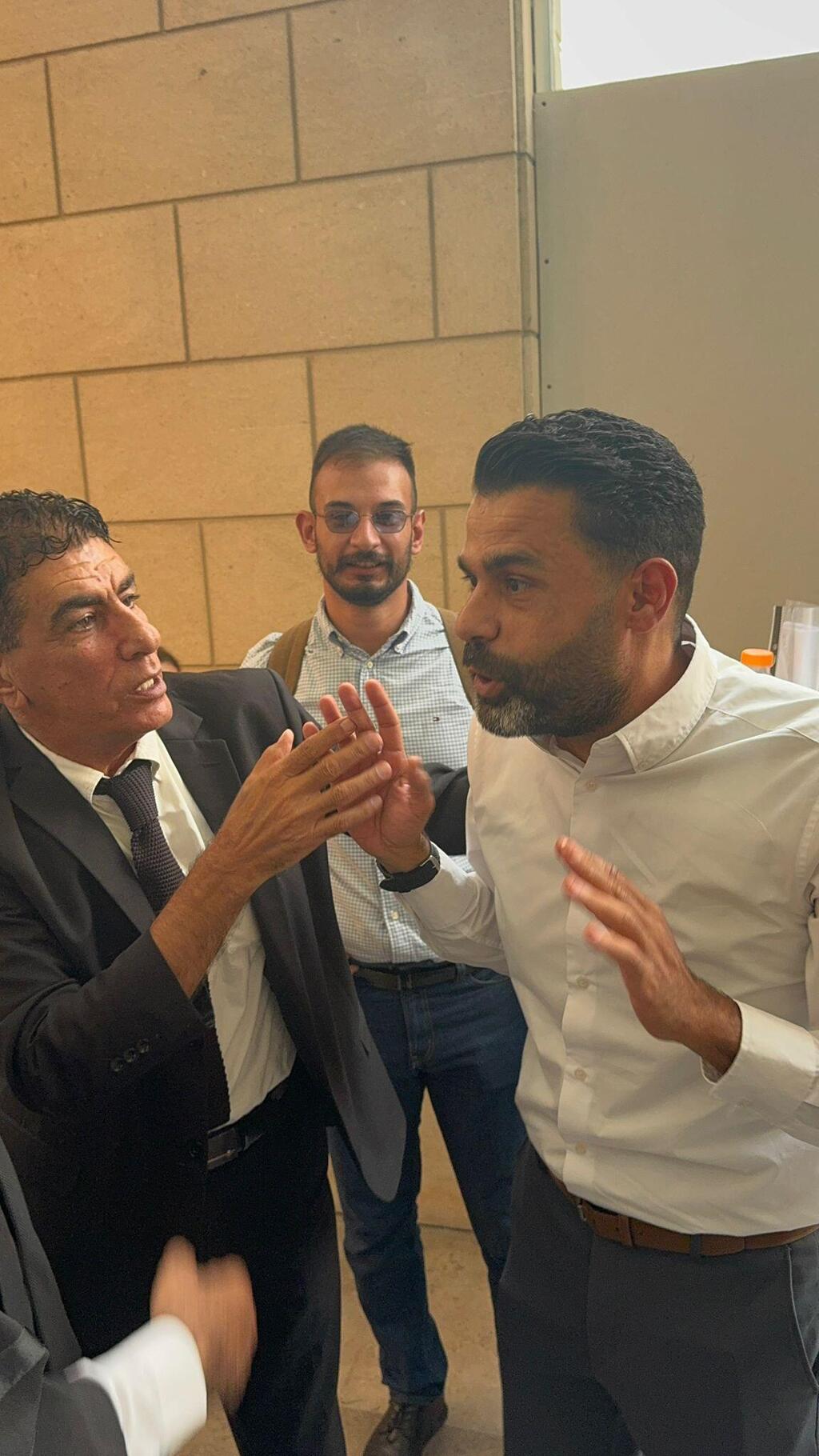 دون سجن إضافي.. الحكم على أحمد خليفة ومحمد جبارين في قضية الاحتجاجات ضد الحرب