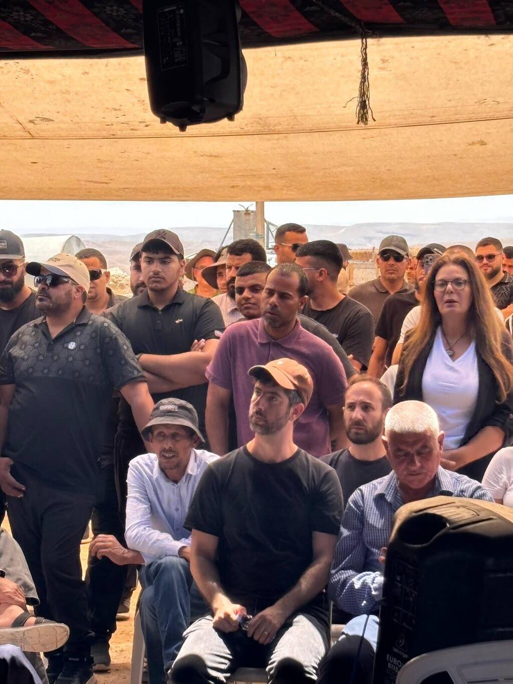 مرشحو حزب “لكلِّنا مكان” يواصلون لقاءاتهم الميدانية في مختلف المدن والقرى ويلتقون بالمواطنين العرب واليهود (.) مرشحو حزب “لكلِّنا مكان” يواصلون لقاءاتهم الميدانية في مختلف المدن والقرى ويلتقون بالمواطنين العرب واليهود