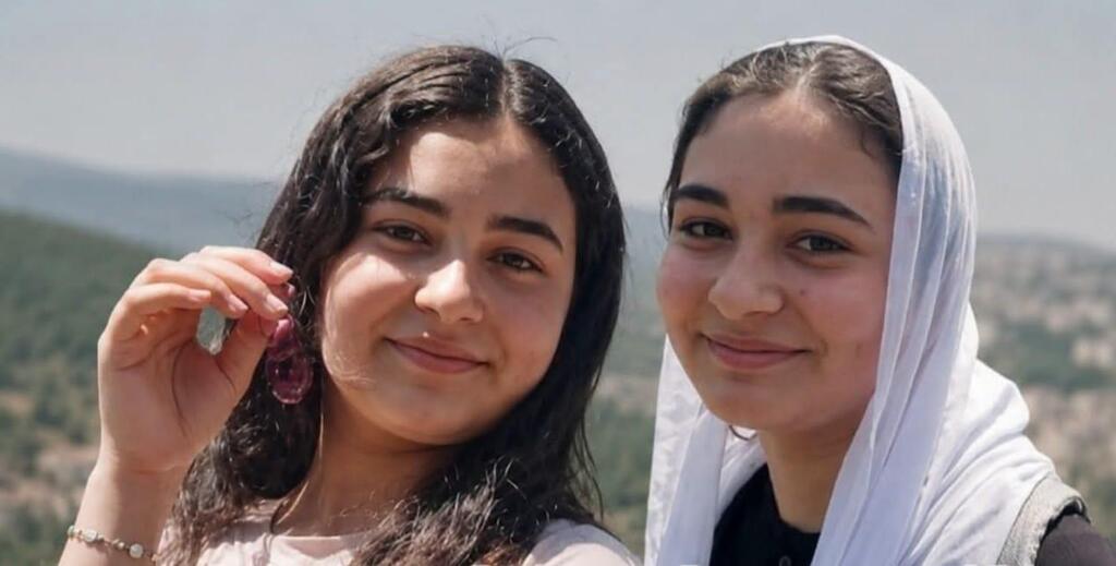 مصرع فتاتين من أبو سنان غرقًا في نهر الأردن (27أ) مصرع فتاتين من أبو سنان غرقًا في نهر الأردن