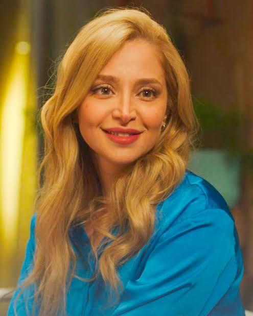 روزينا لاذقاني 