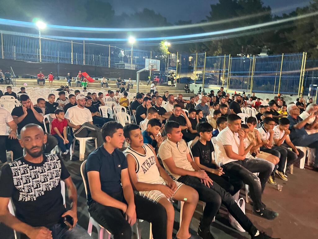الفريديس تجمع الجمهور لمتابعة مباراة المنتخب المغربي أمام كندا (راديو الناس) الفريديس تجمع الجمهور لمتابعة مباراة المنتخب المغربي أمام كندا
