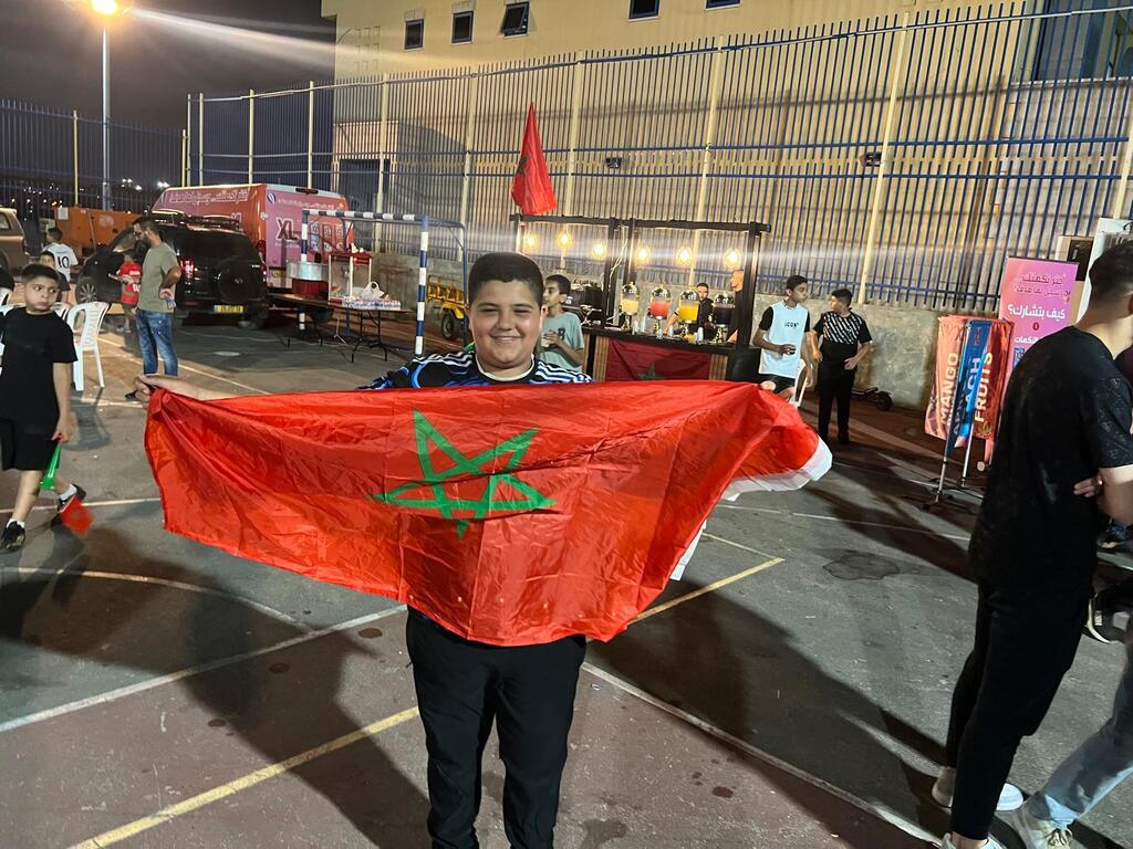 الفريديس تجمع الجمهور لمتابعة مباراة المنتخب المغربي أمام كندا (راديو الناس) الفريديس تجمع الجمهور لمتابعة مباراة المنتخب المغربي أمام كندا