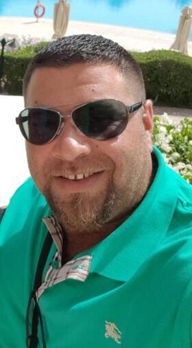 بعد عامين من مقتل ابنه ادم: ضحية جريمة القتل في دير حنا محمد عوض خلايلة (.) بعد عامين من مقتل ابنه ادم: ضحية جريمة القتل في دير حنا محمد عوض خلايلة