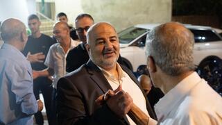 النائب منصور عباس
