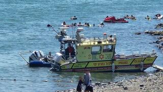 إصابة شابة (26 عامًا) بجروح خطيرة إثر حادث دراجة مائية في بحيرة طبريا