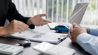  أسعار تأمين السيارات تتراجع حتى 15%