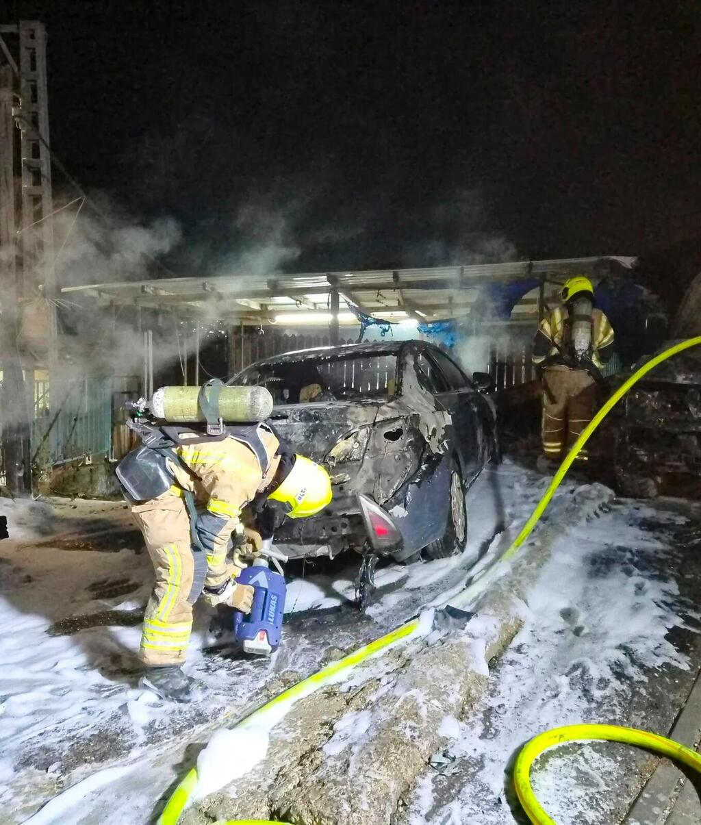 مصمص: احتراق 3 مركبات بالكامل