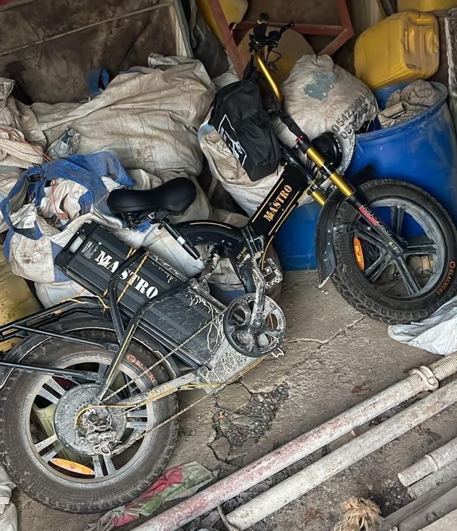 الشرطة تكشف تفاصيل مقتل ياسر أبو الهيجاء داخل صالونه في طمرة (الشرطة) الشرطة تكشف تفاصيل مقتل ياسر أبو الهيجاء داخل صالونه في طمرة