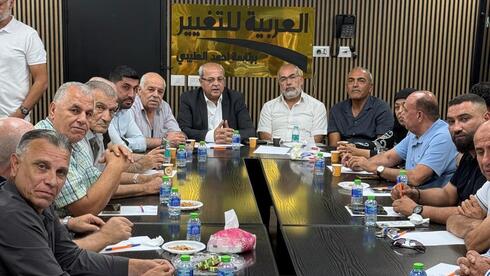 العربية للتغيير: نزف لشعبنا بشرى اقامة القائمة المشتركة