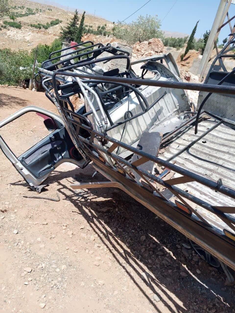  استهداف مسيرة إسرائيلية لشاحنة بمنطقة العين في مزرعة بيت جن جنوب غربي سوريا