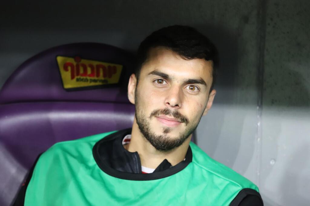 زاهي أحمد