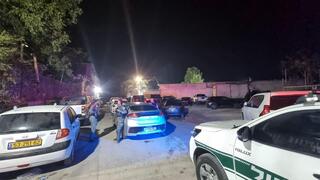الشرطة تقتحم احتفال زواج في معاوية وتلقي قنابل داخل المكان