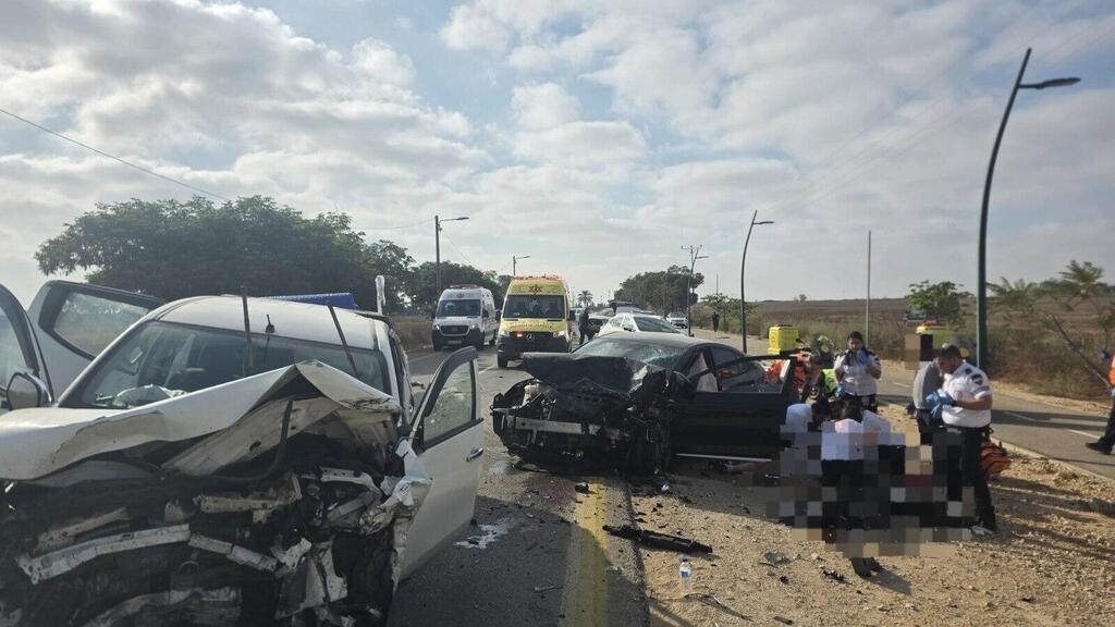 النقب: إصابة امرأة بجروح حرجة وإصابتان طفيفتان في حادث طرق