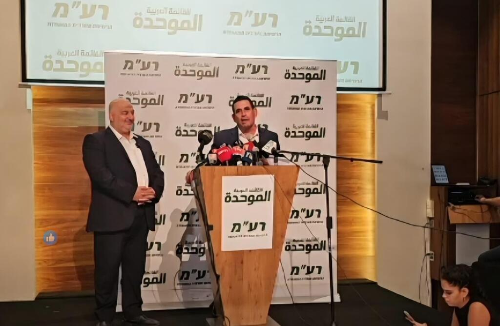 يوآف سيغالوفيش ينضم للقائمة الموحدة (راديو الناس) يوآف سيغالوفيش ينضم للقائمة الموحدة