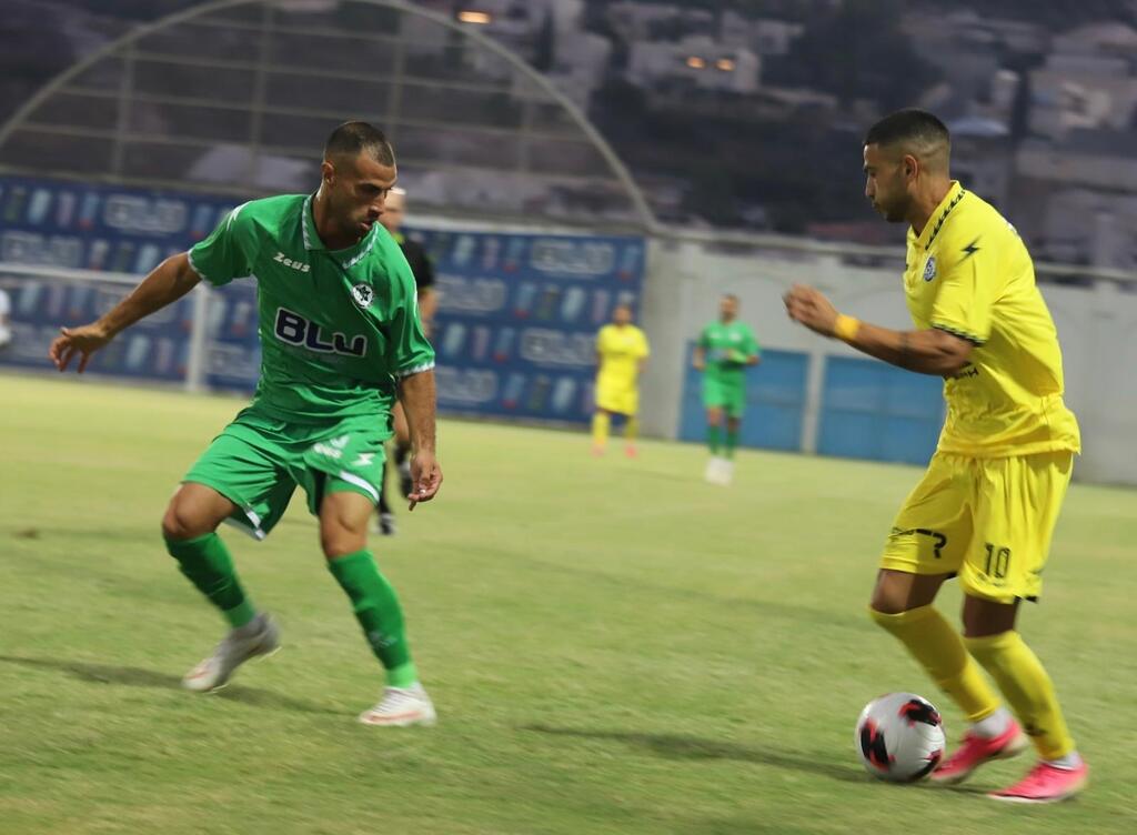 الرينة تحسم "ديربي العرب" بفوز ثمين 2-1 على الناصرة (راديو الناس) الرينة تحسم "ديربي العرب" بفوز ثمين 2-1 على الناصرة