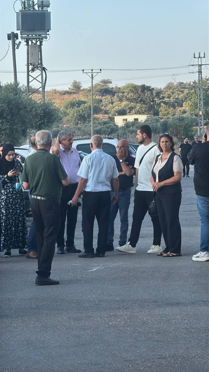 قبيل الجلسة الاستثنائية لمجلس الجبهة القطري (استخدام الصورة وفقا للبند 27أ من حقوق النشر) بعد قليل الجلسة الاستثنائية لمجلس الجبهة القطري للتصويت في مسألة ترشيح جعفر فرح .