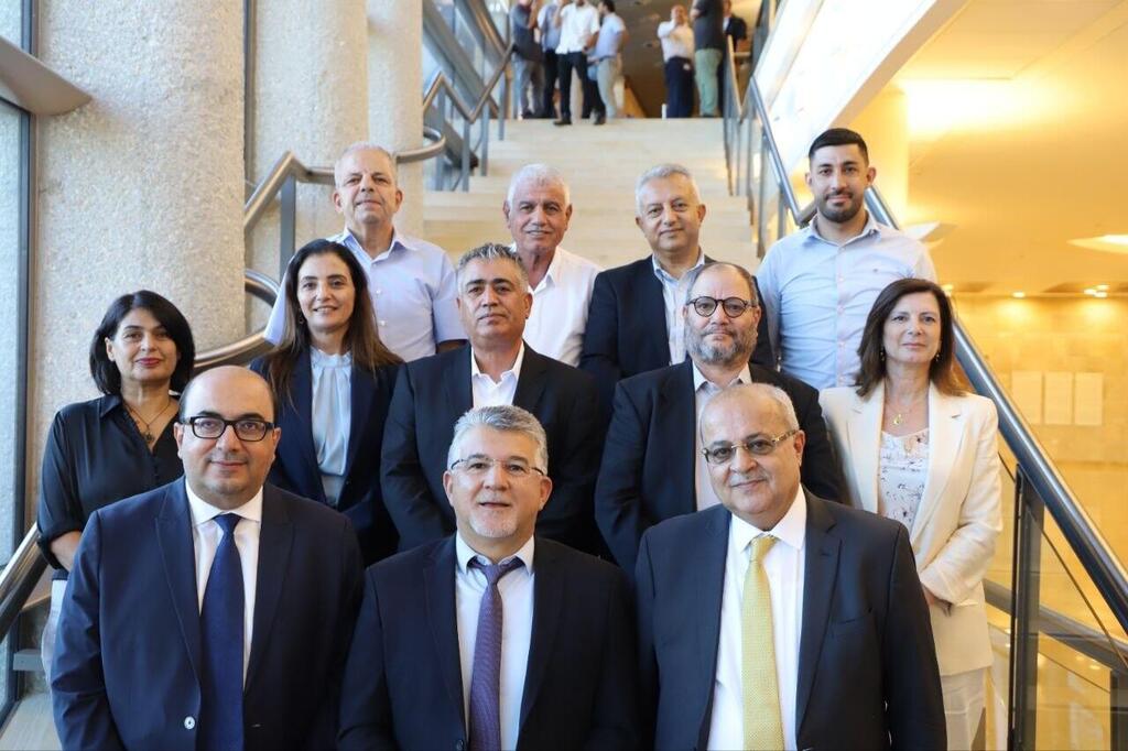 القائمة المشتركة تقدّم قائمتها لانتخابات الكنيست الـ26