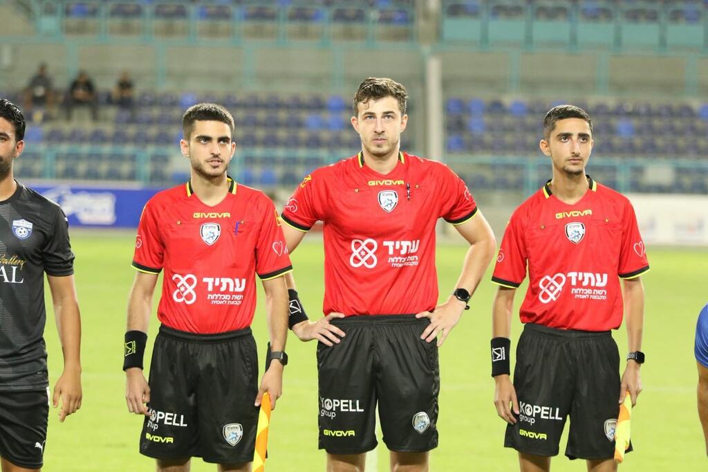 هبوعيل أم الفحم يقلب الطاولة على شباب طمرة ويحقق فوزه الأول 2-1 (راديو الناس) هبوعيل أم الفحم يقلب الطاولة على شباب طمرة ويحقق فوزه الأول 2-1