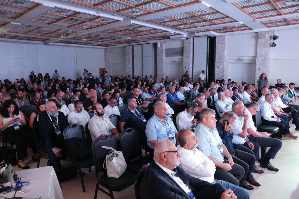 مؤتمر "رؤية 2031" يبحث الخطة الخماسية المقبلة لتطوير المجتمع العربي (وفق البند 27 أ) مؤتمر "رؤية 2031" يبحث الخطة الخماسية المقبلة لتطوير المجتمع العربي