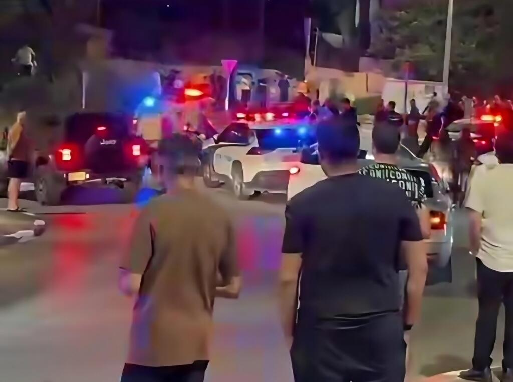 شجار عائلي يتطور إلى دهس في نوف هجليل.. 4 مصابين وقوات معززة من الشرطة
