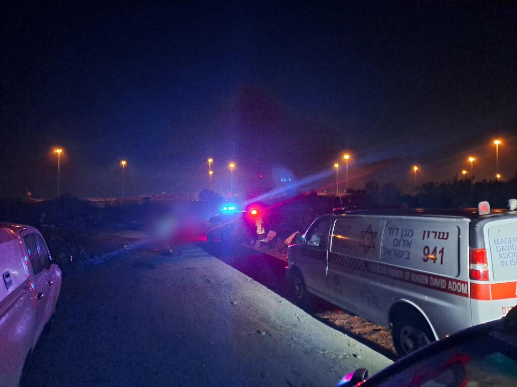 جريمة مروعة قرب باقة الغربية: العثور على جثث 3 أشخاص داخل مركبة محترقة (نجمة داوود الحمراء) جريمة مروعة قرب باقة الغربية: العثور على جثث 3 أشخاص داخل مركبة محترقة