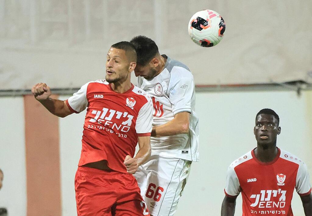 اتحاد أبناء سخنين يحقق فوزه الأول في العليا ويغادر القاع (راديو الناس) اتحاد أبناء سخنين يحقق فوزه الأول في العليا ويغادر القاع