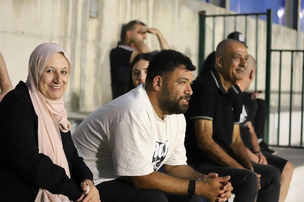 هبوعيل باقة الغربية يحقق فوزه الأول بثلاثية أمام طيرة الكرمل (راديو الناس) هبوعيل باقة الغربية يحقق فوزه الأول بثلاثية أمام طيرة الكرمل