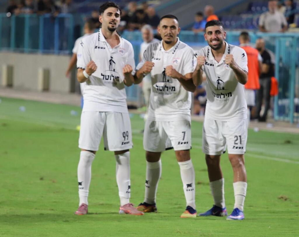 هبوعيل أبناء مصمص يخطف فوزًا ثمينًا (راديو الناس) هبوعيل أبناء مصمص يخطف فوزًا ثمينًا
